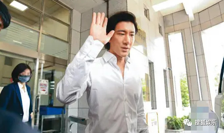 两人离婚过错方能净身出户吗_过错离婚_李靓蕾律师分享内幕