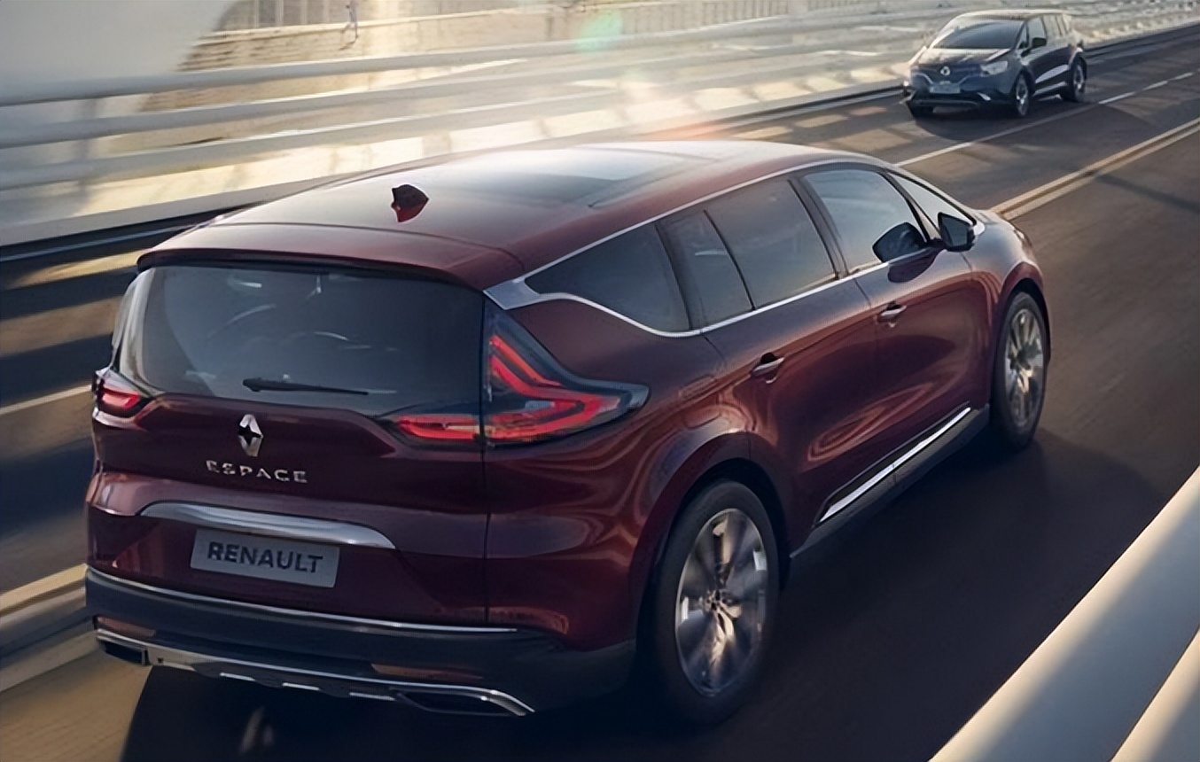 法国人固执也拗不过市场,全新雷诺espace定位大改,排量仅1.