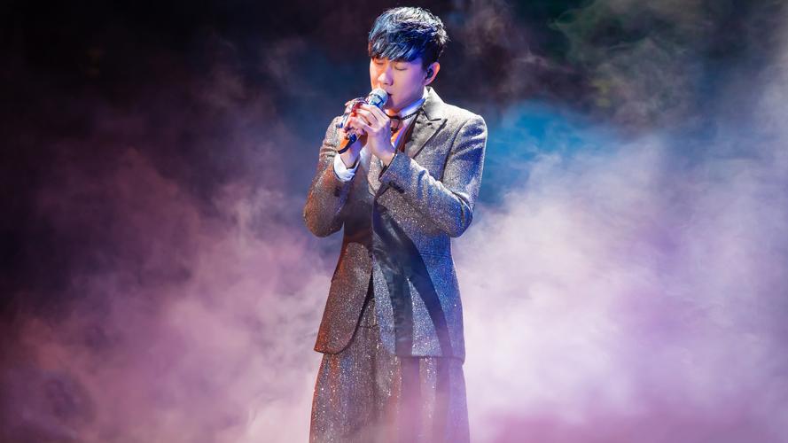 by2高调晒angelababy合照,与林俊杰梦幻联动,简直羡煞旁人