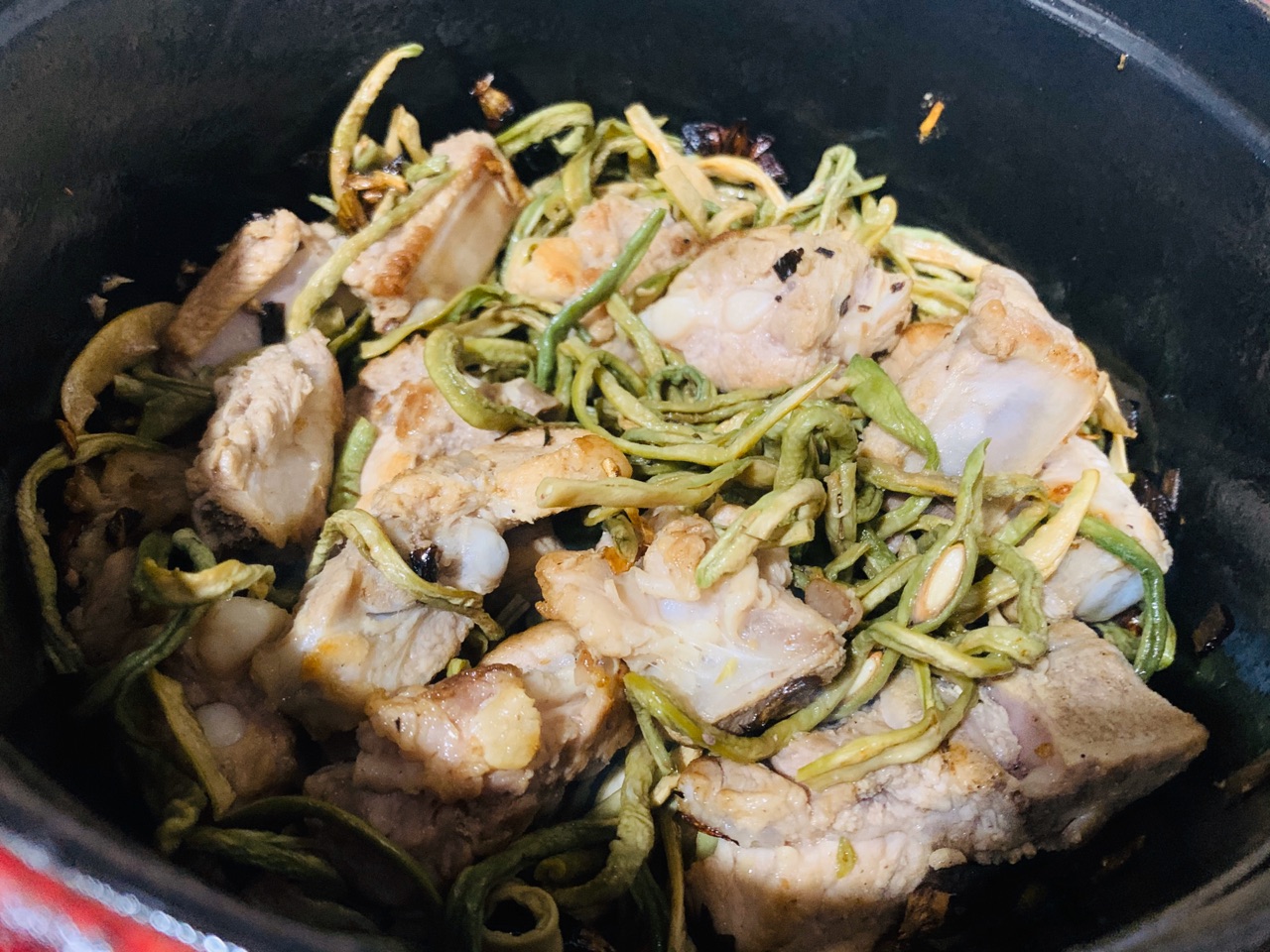 干豆角炖排骨,学我这么做,有了它轻轻松松消灭米饭