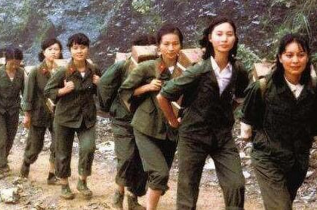 对越反击我军逼近河内,黎笋集团神经紧绷,发出两条关键命令