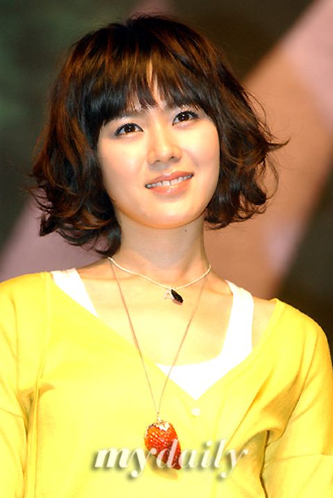 孙艺珍短发黑历史照曝光!土味卷发瞬间老10岁,粉丝:真的变大妈