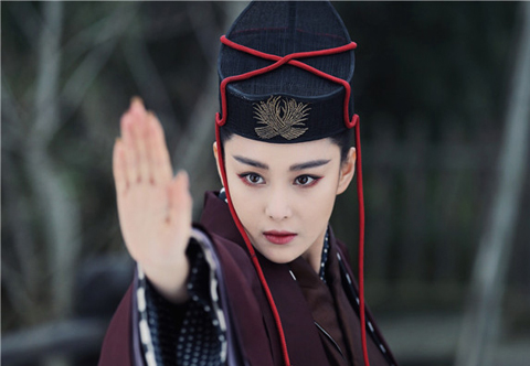 穿越成《笑傲江湖》中的岳不群,如果是你,该怎么翻盘?