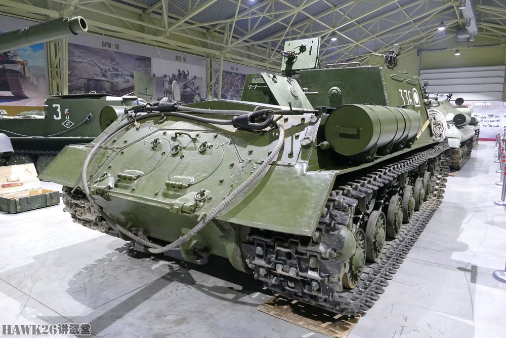 为保持isu-122坦克歼击车状态 博物馆精心维护 依旧可以上路行驶