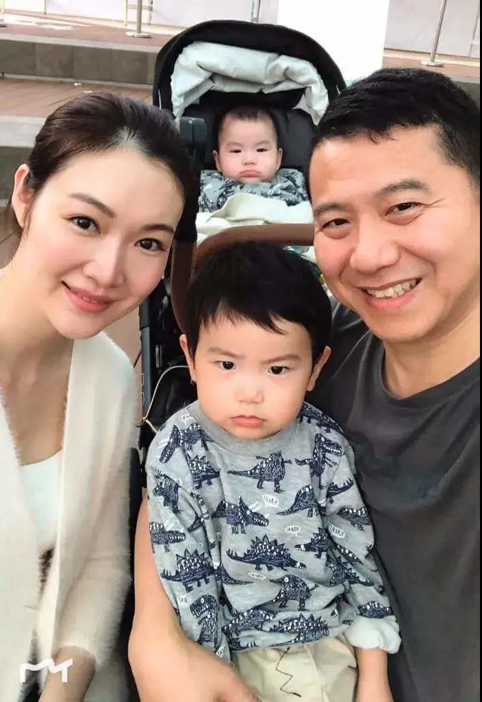 前港姐叶翠翠在社交平台上再次发文,喜获三胎