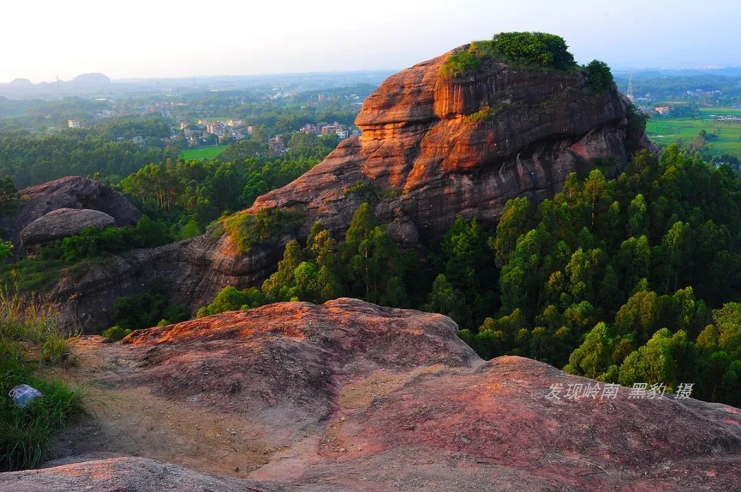 自然奇观!带您深入探索广州最近的丹霞地貌!