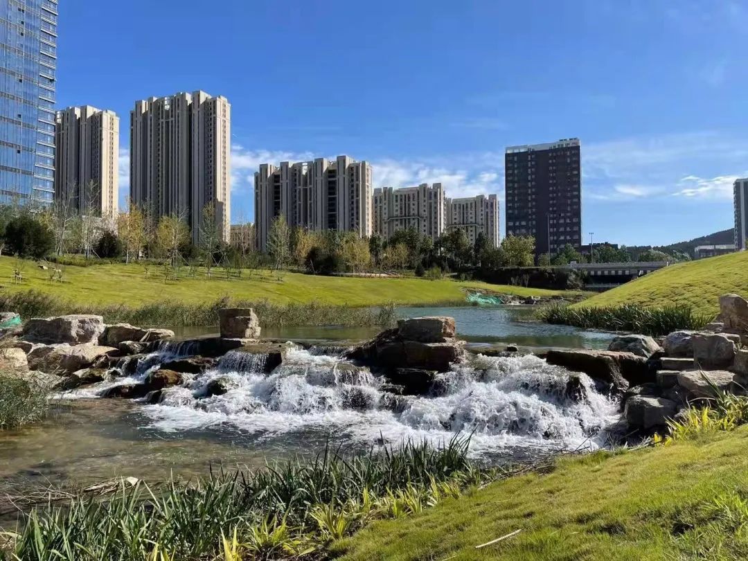 秋高气爽,雪山片区韩仓河风景如画!