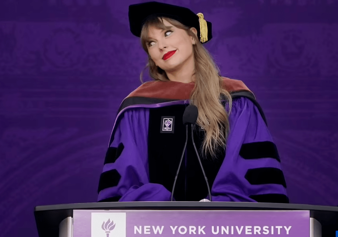 taylor swift被纽约大学授予荣誉博士学位!