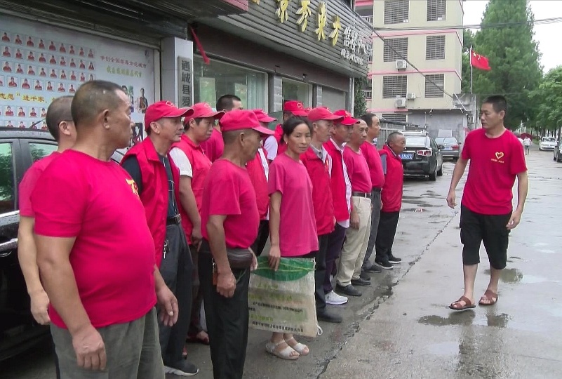 最美退役军人系列报道通城孔庆平:情注公益事业,彰显军人本色