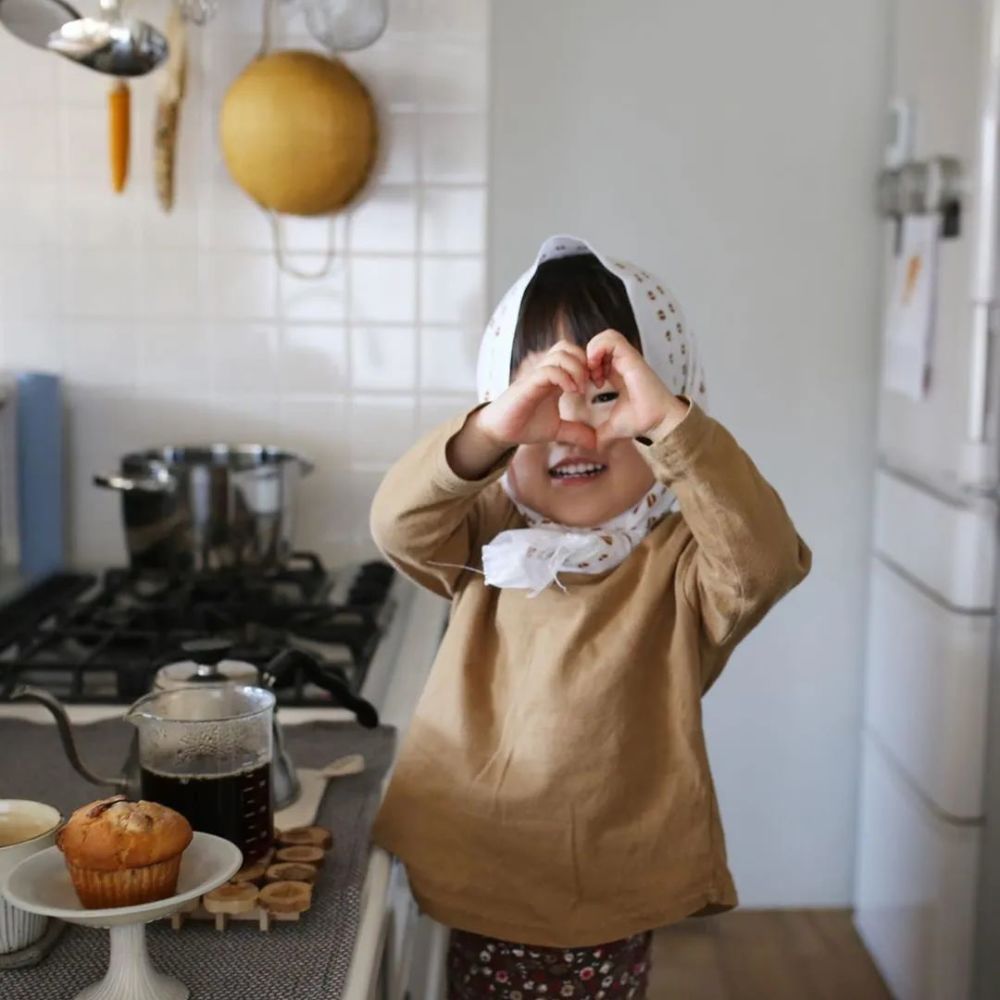 "无声天使"蓝妮妮:7岁颜值动人,患怪病无法自理,正倒退成植物人