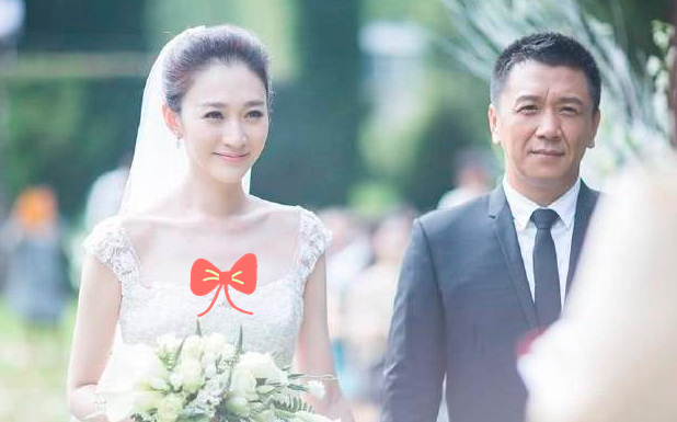 36岁徐梵溪近照消瘦,打扮老气毫无星味,情断李小冉老公至今不婚