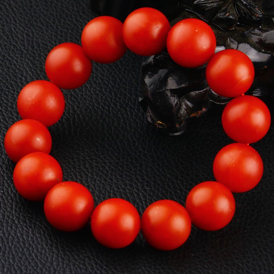 滴水洞南红有几种颜色,保山滴水洞南红特征