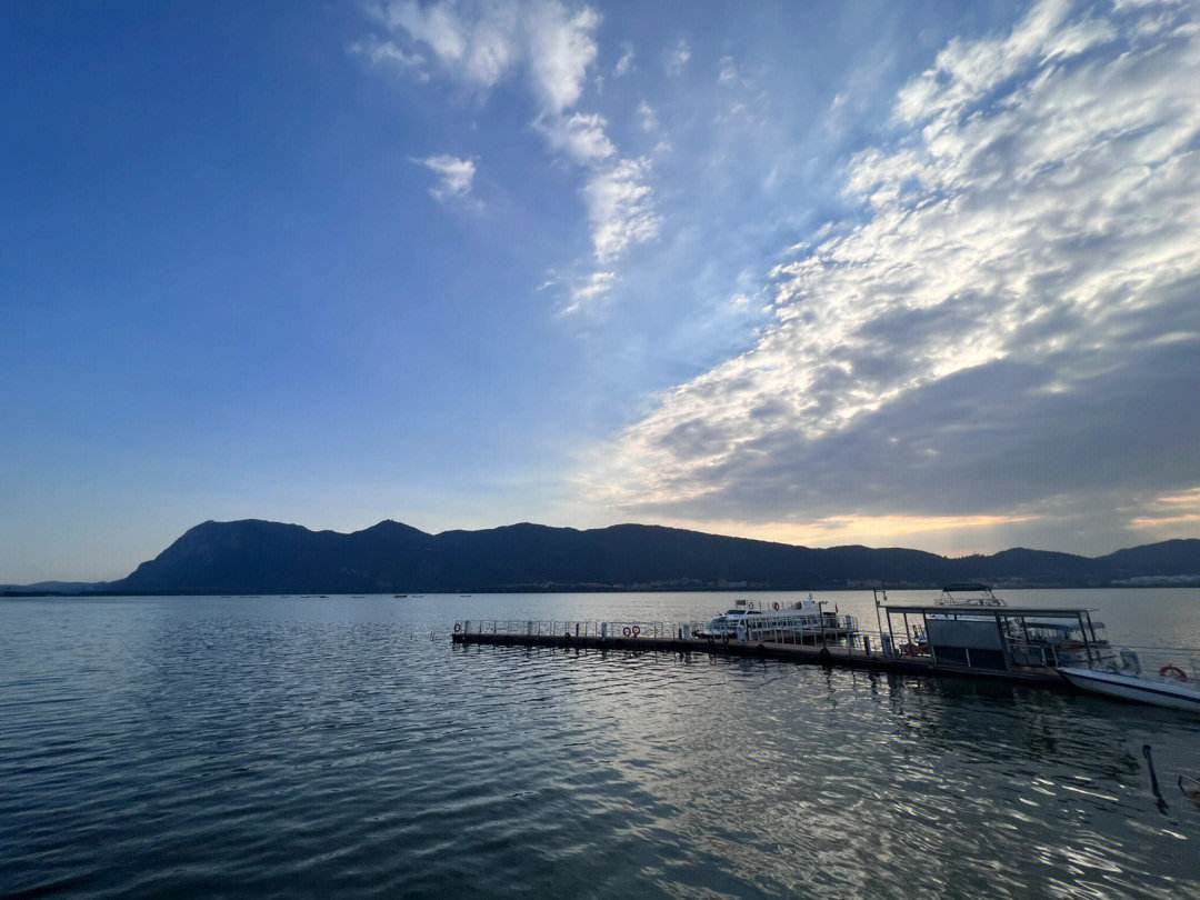 探寻云南滇池风景区,湖光山色,多彩文化,让你流连忘返