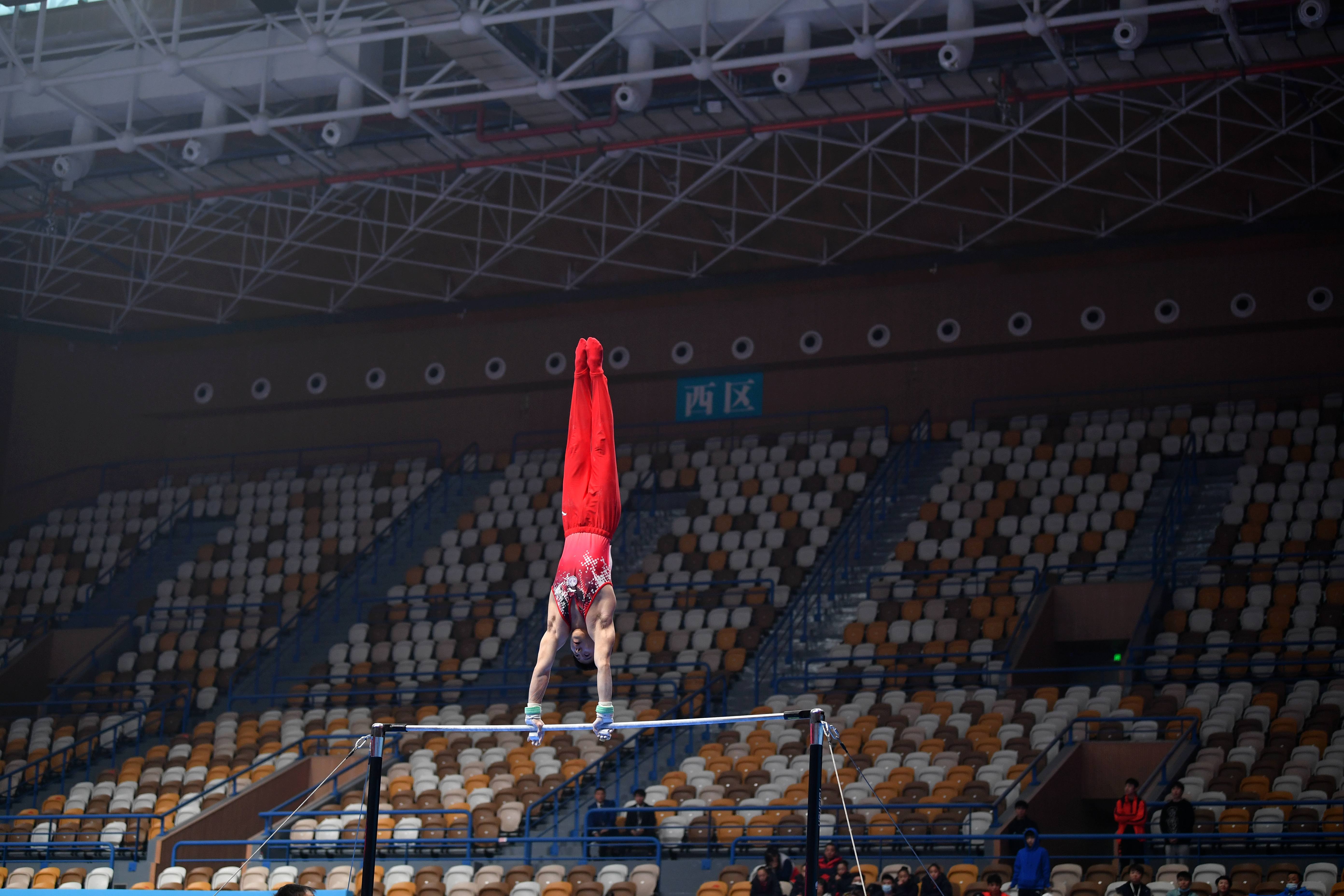 体操——全国冠军赛:男子单杠决赛赛况