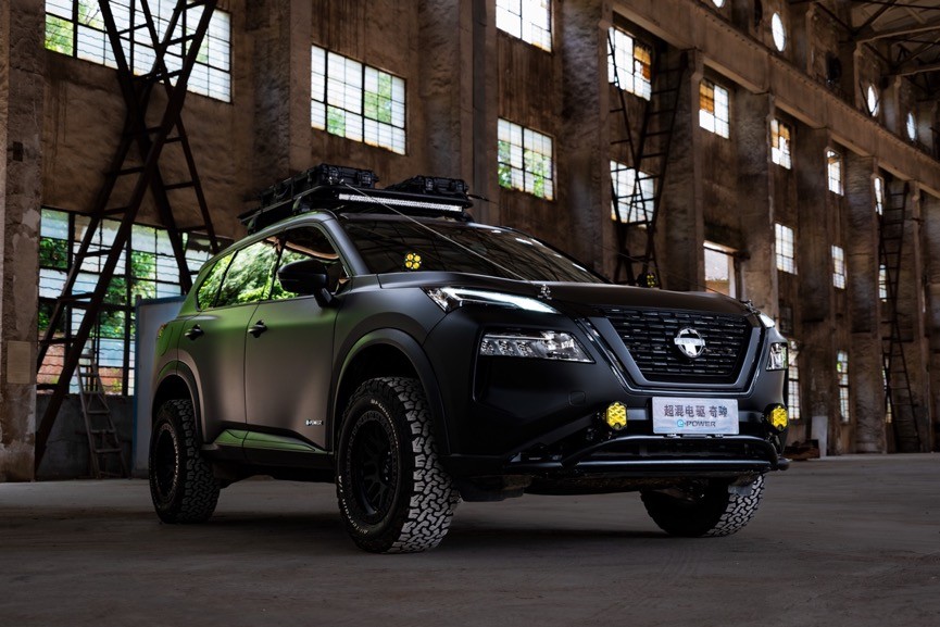 电驱suv心怀硬派野心,超混电驱奇骏黑武士详解