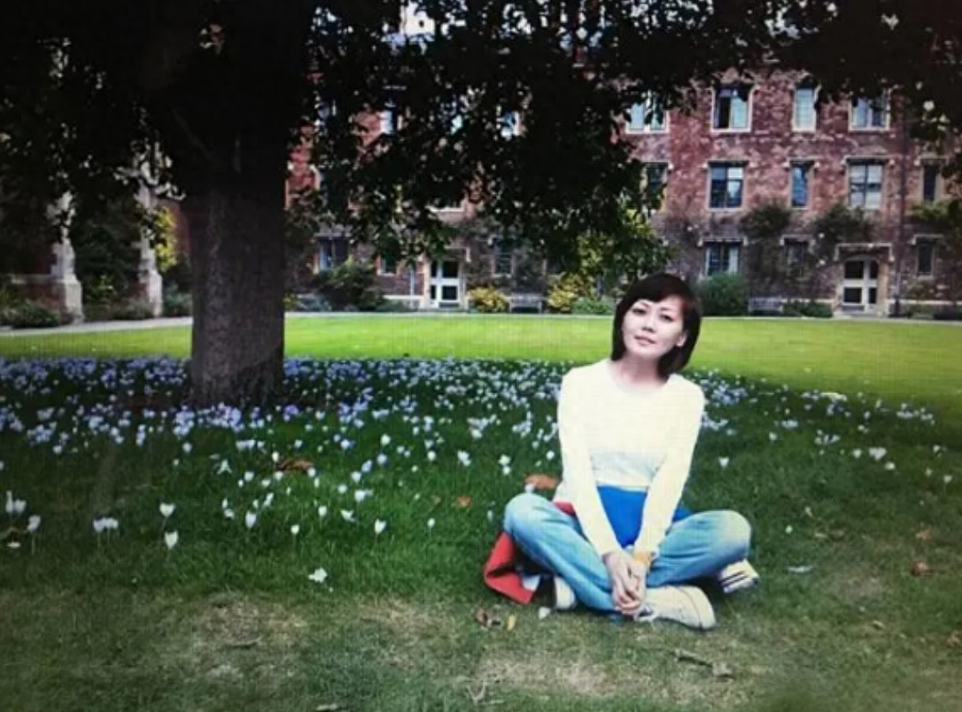 回顾央视著名主持人柴璐追梦路上有眼泪曾公开征婚46岁仍未婚