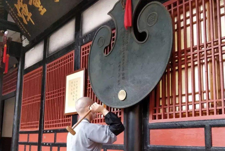 清代国宝"云板",却被老师当成铁块敲了30多年,真够"憋屈"的