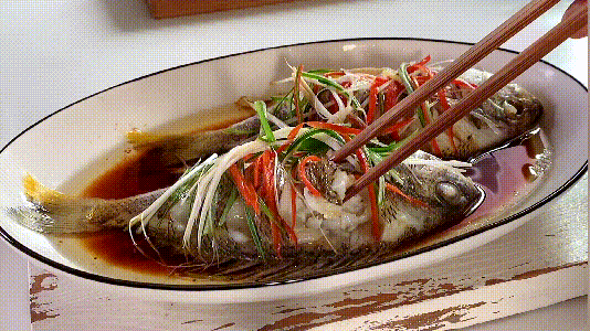 清蒸黄翅鱼不要直接上锅蒸,记住这步,鲜嫩去腥还入味,值得收藏