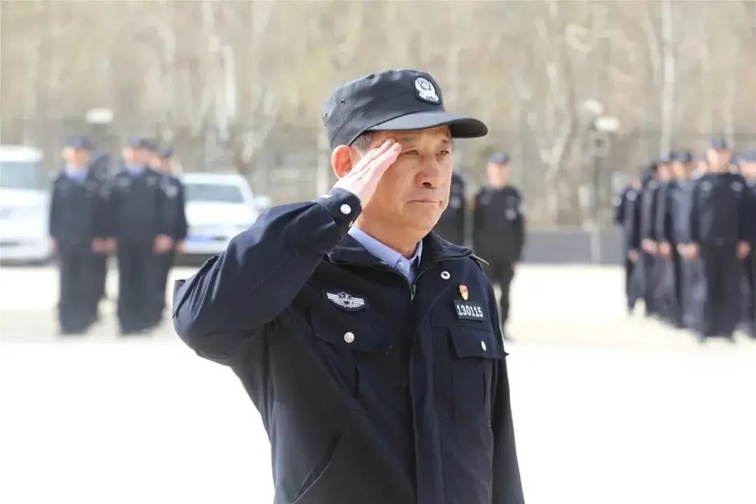军心警心映初心 | 从军人到警察,他们军魂不移,"警"色依旧!