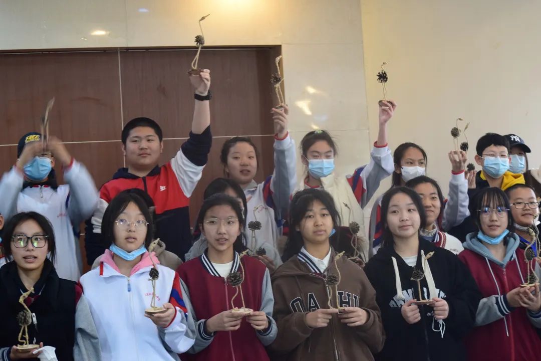 植绿护绿,我们在行动——延庆区康庄中学植树节志愿服务活动