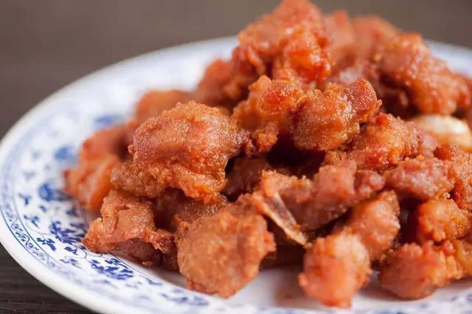 教你100道菜之温州本地美食篇:酥排骨(温州特色) 以下是酥排骨(温州