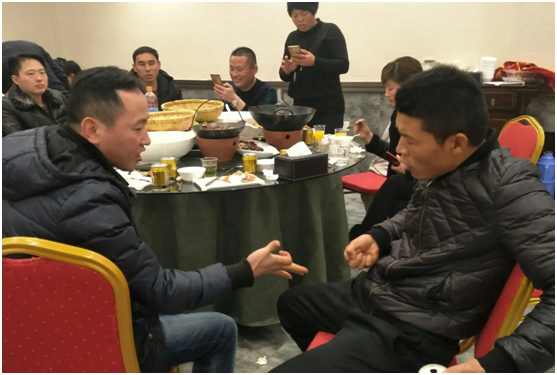 喝酒时,划拳游戏中喊的"五魁首,八匹马"是什么意思?看完懂了