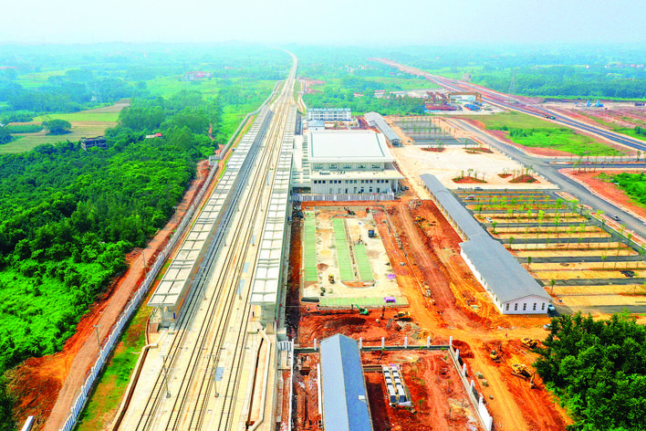 赣深高铁年底通车,博罗北站站房主体和装修基本完工