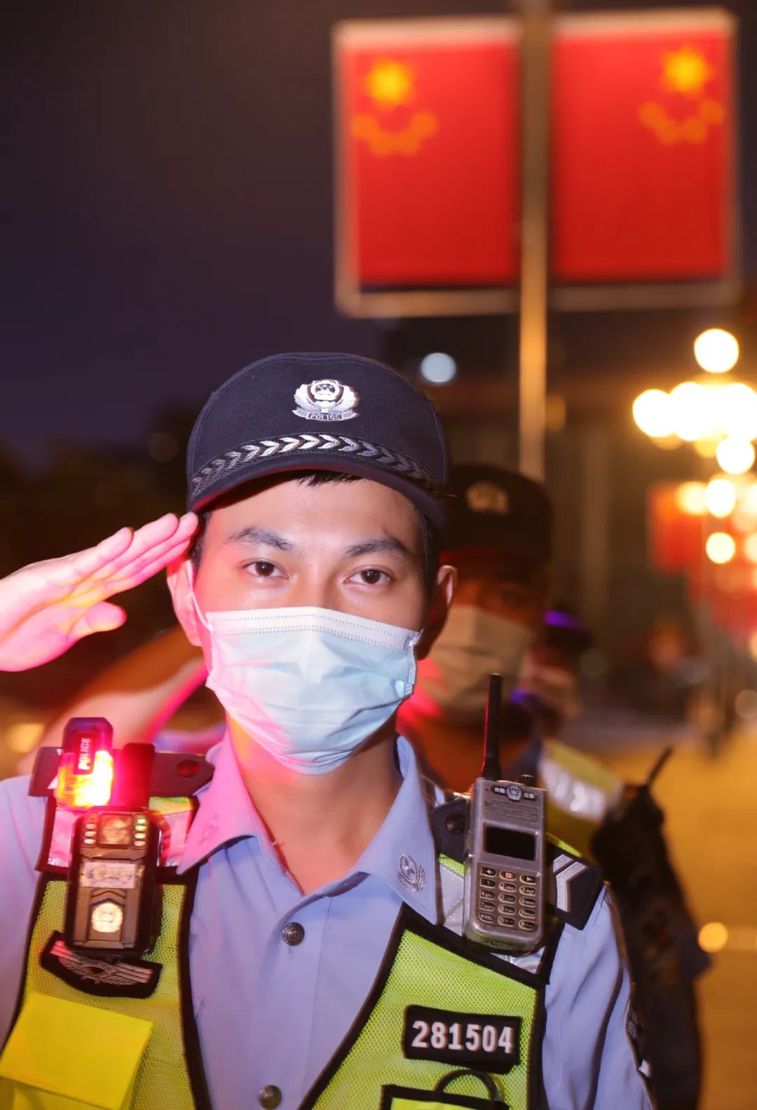 新警吴枫:第一个没有假期的国庆节