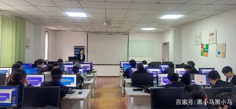 校企合作|黑小马电商定向班教学之如何成为一个合格的职场人?-京东店群_黑小马电商_京东无货源_京东入仓_京东开店
