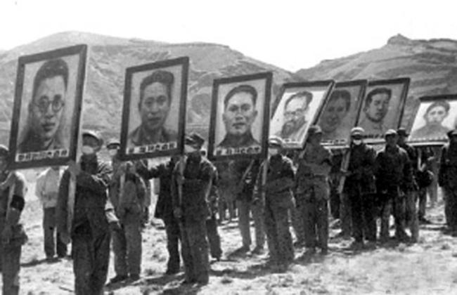 1946年,叶挺坠机身亡,50年后一老人临死前袒露实情,真相如何?