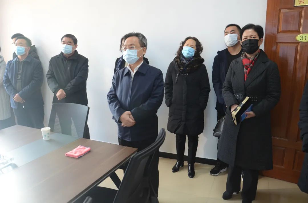 市领导闫纯锴到灵寿县调研