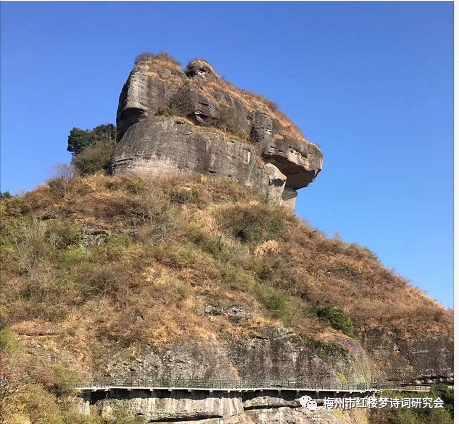 梅州市红楼梦诗词研究会——青埂峰顽石(第13期)
