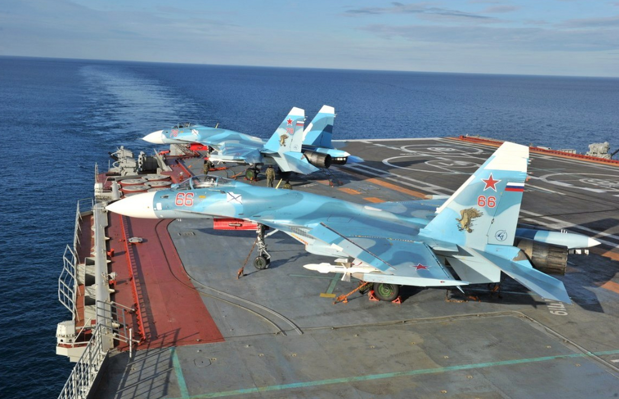 走了多年背字的俄罗斯海军现役唯一的航空母舰"库兹涅佐夫"号,如今