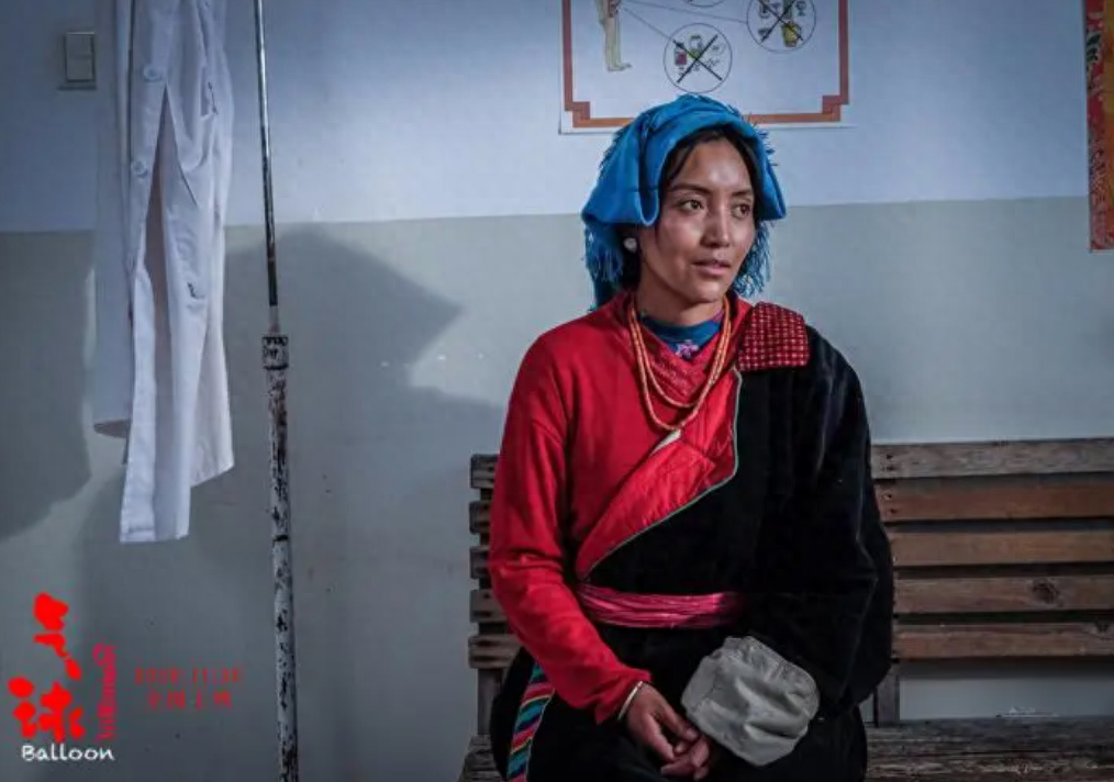 电影《气球》中的符号表达:传统与现代的飘摇