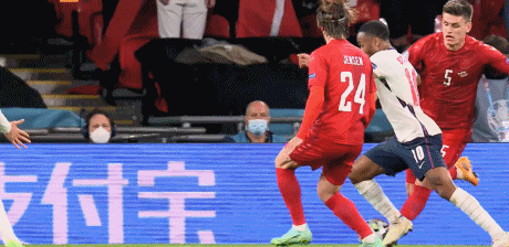 但英格兰首进欧洲杯决赛的结果已不可逆转