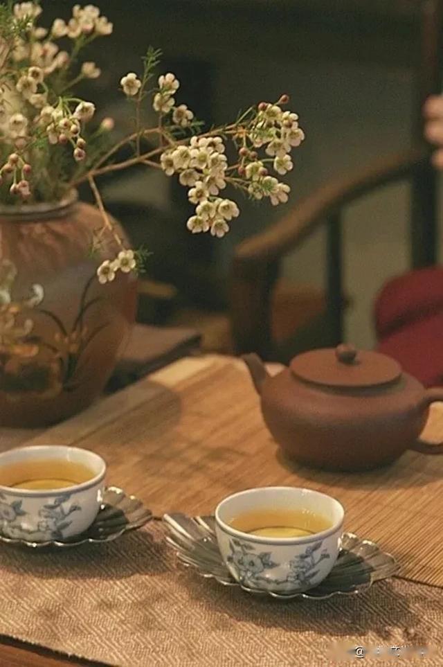 一人一茶一心境,品读茶诗,带你走进茶的世界