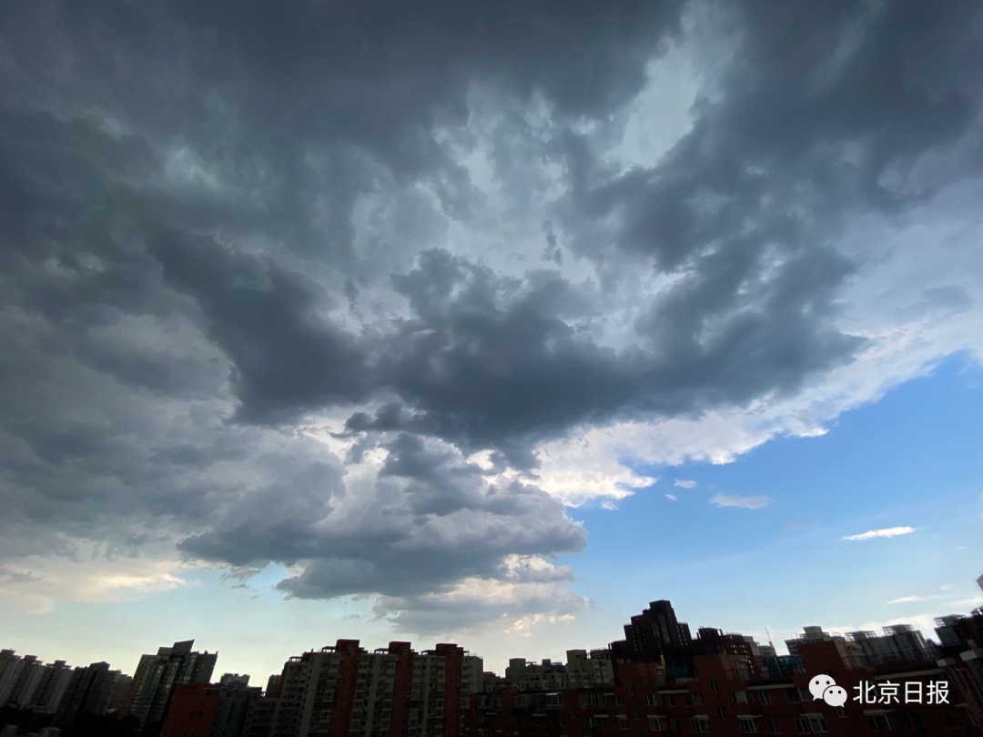 |乌云→阵雨→双彩虹！北京天空上演“风云”大片，明天可能还有