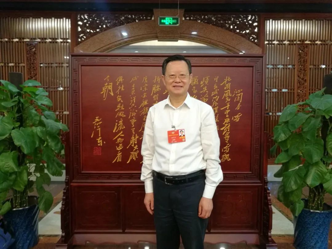 【全国两会|履职】全国政协委员谢双成:  良法善治 护航数字经济行稳