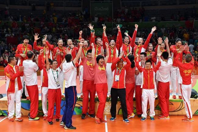 梦回1981,中国女排首次夺冠:不抛弃不放弃,梦想终究会开花!