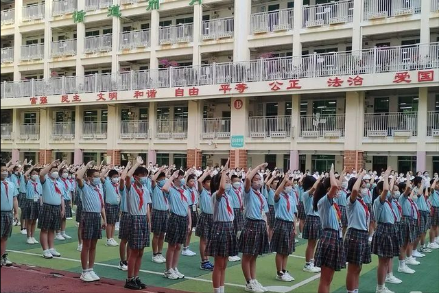 三亚市第七小学开学第一天