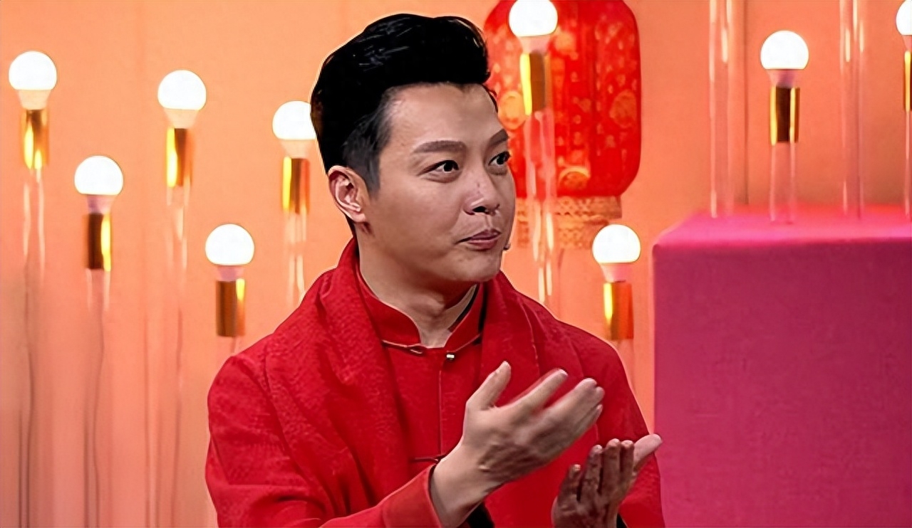 任鲁豫32岁娶身家上亿女富豪45岁再当爸被贴凤凰男标签