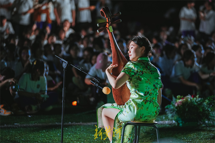 夏日與音符碰撞,奏響青春旋律!山師附中幸福柳分校草地音樂節燃情開唱