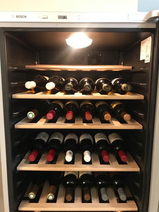 博世(bosch)385升酒柜怎么样?是否真的值得选购?