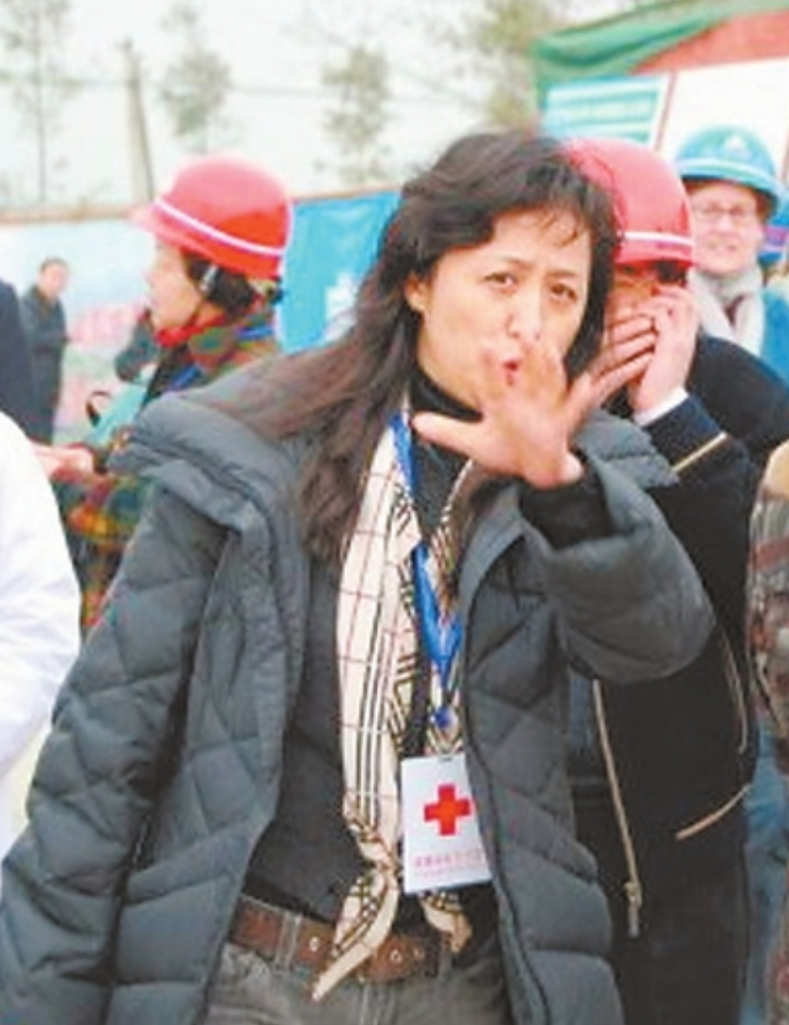 成都"女贪"曲松枝:丈夫是省委高官,共同敛财2800万,双双入狱