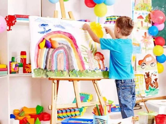 孩子的色彩敏感期很短暂,抓住这个黄金时期,提升孩子色彩感知力