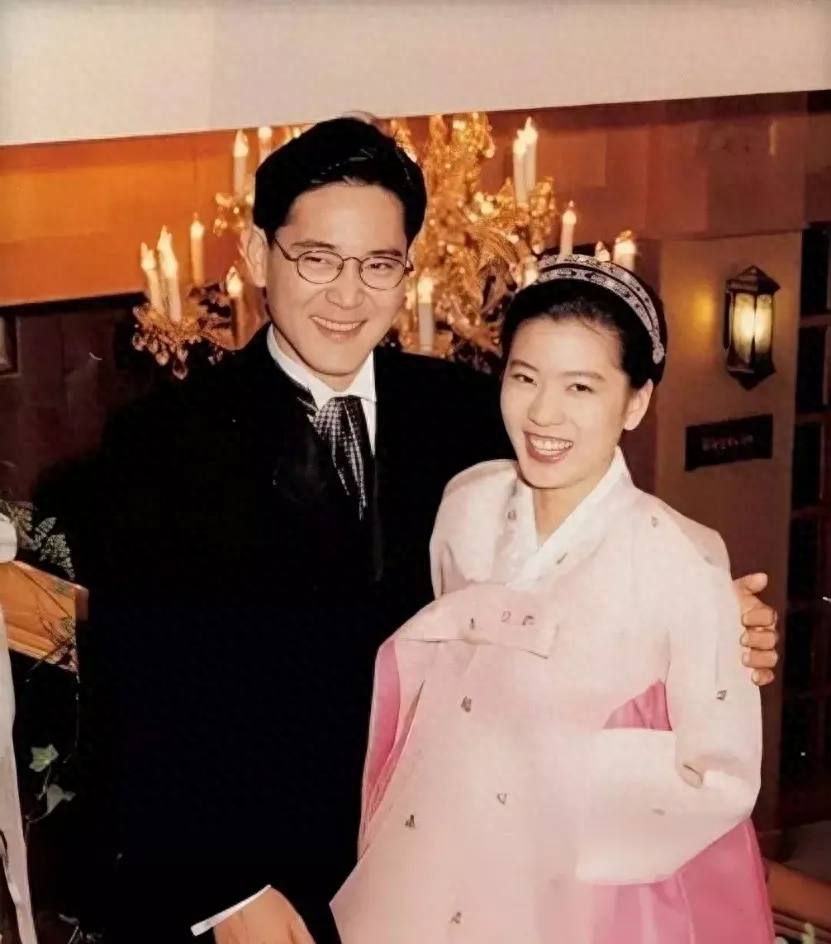 回顾三星公主李富真25岁执意下嫁保镖是她人生最精准的一步棋