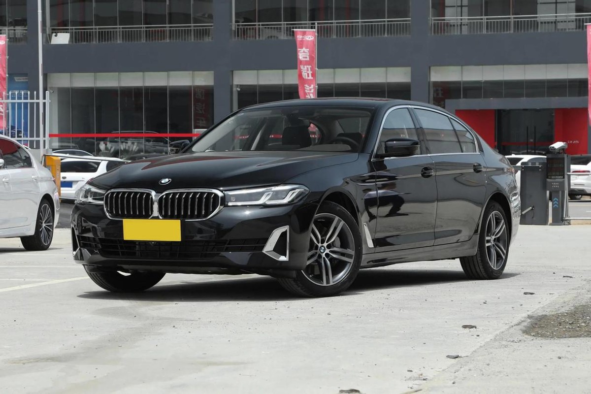 牌面十足的c级车,配四驱,可6.8秒破百,详解宝马530li xdrive