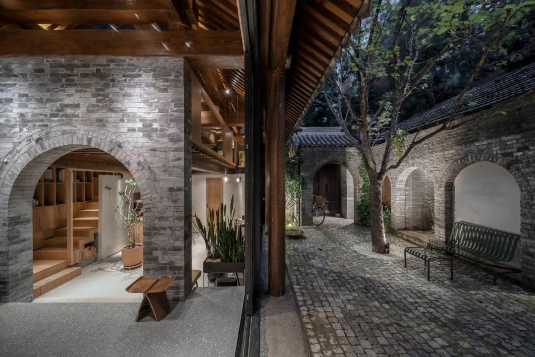 北京小哥改造160㎡四合院:全屋黑科技,妥妥的节能大宅