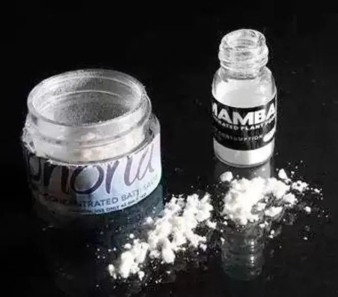 下身失禁半身不遂笑气正在榨干大学生