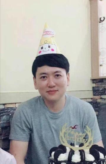 直率,正直的43岁男公务员,期待遇到温柔善良专一的她